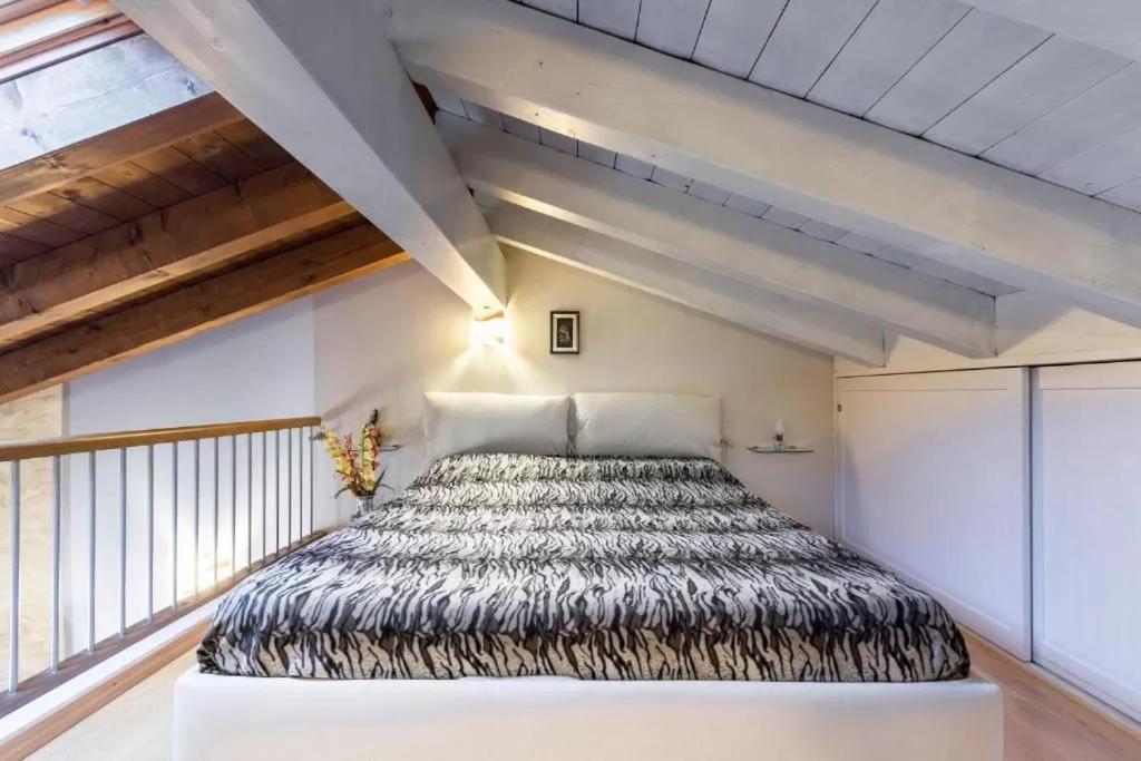 Casa Vacanze Rosalba Ferrara di Monte Baldo 외부 사진